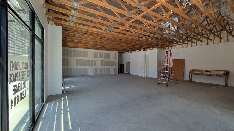 More Photos Of 2095 E Orangethorpe Ave, Placentia Fast Food For Lease