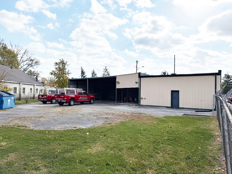 More Photos Of 4700-4702 Southeastern ave, Indianapolis Auto Repair For Sale