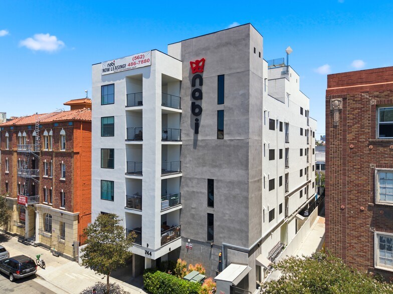 Primary Photo Of 744 S Mariposa Ave, Los Angeles Apartments For Sale