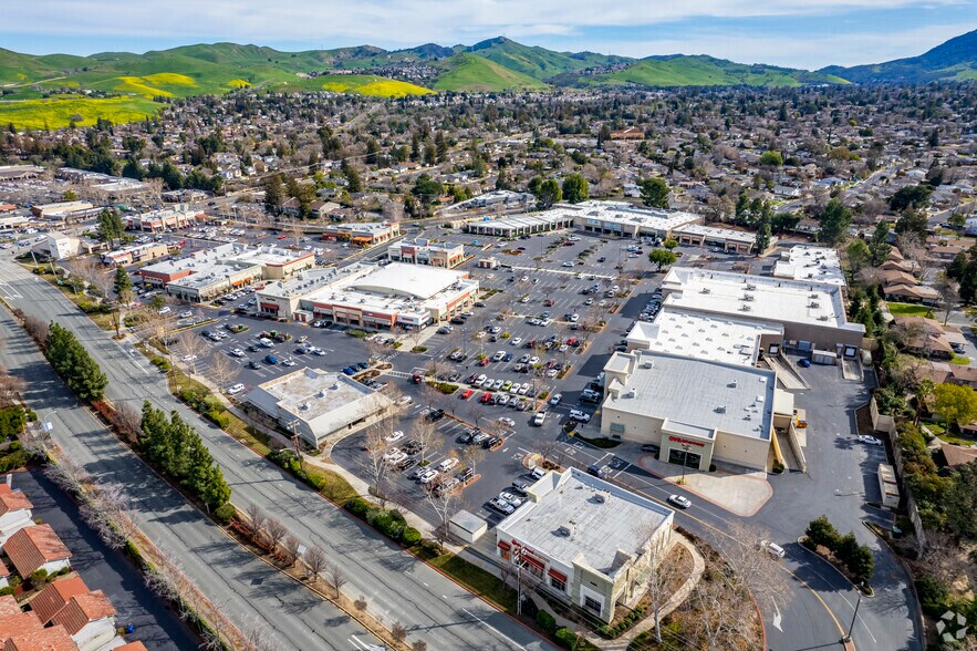 More Photos Of 5400 Ygnacio Valley Rd, Concord Unknown For Lease