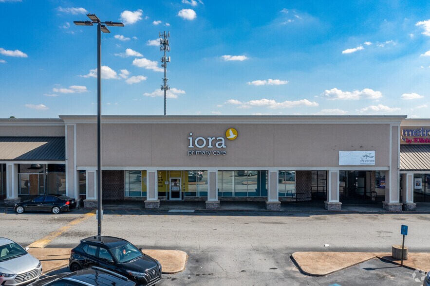 More Photos Of 3435-3553 Memorial Dr, Decatur Storefront For Lease