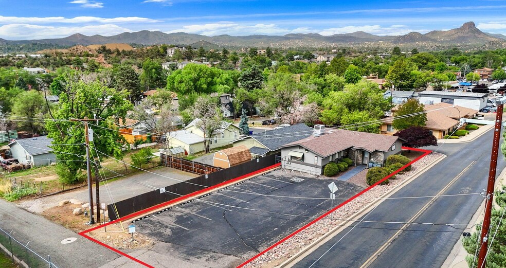 More Photos Of 143 E Merritt St, Prescott Medical For Sale