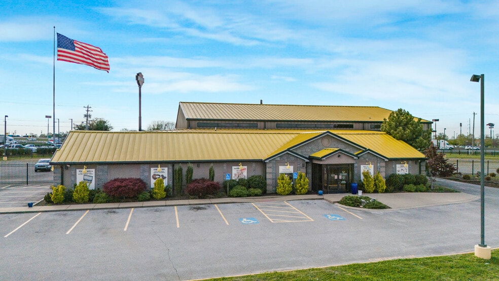 More Photos Of 255 Cumberland Trace Rd, Bowling Green Flex For Lease