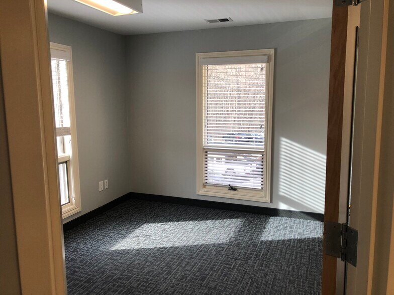 More Photos Of 150 River Rd, Montville Office For Sale