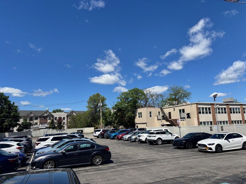 More Photos Of 510-514 Haight Ave, Poughkeepsie Office For Sale