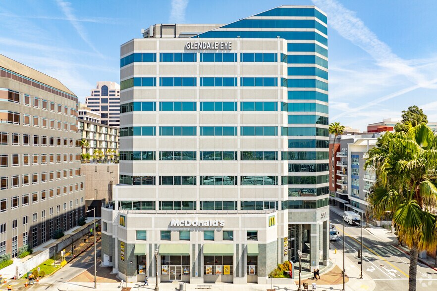 More Photos Of 500 N Central Ave, Glendale Coworking Space