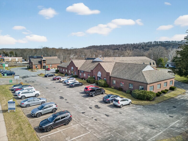 More Photos Of 444 Foxon Rd, East Haven Office For Sale