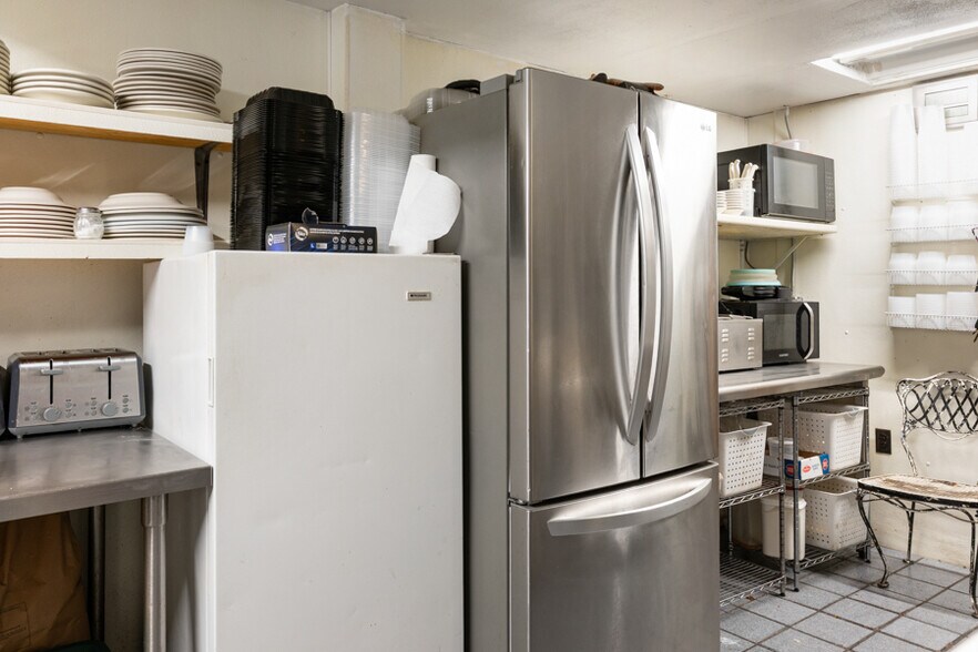 More Photos Of 9646 US-20, Bridgewater Restaurant For Sale