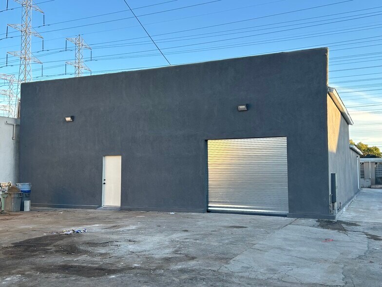Primary Photo Of 9122 Rose St, Bellflower Flex For Lease