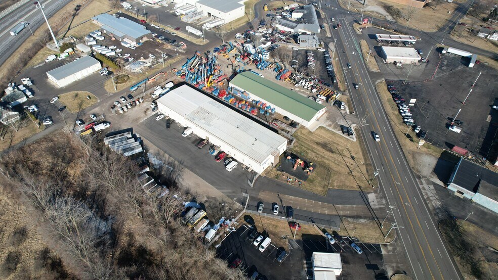 More Photos Of 5034 Lafayette Rd, Indianapolis Warehouse For Lease