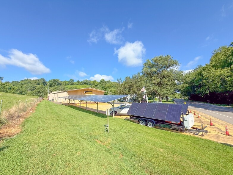 More Photos Of 2335 Columbia Hwy, Pulaski Industrial For Sale