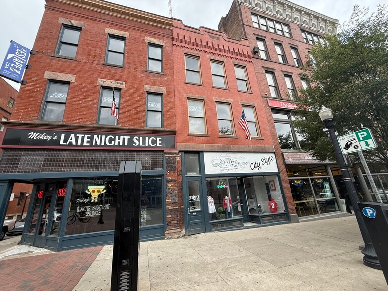 Primary Photo Of 457-459 N High St, Columbus Storefront Retail Residential For Lease