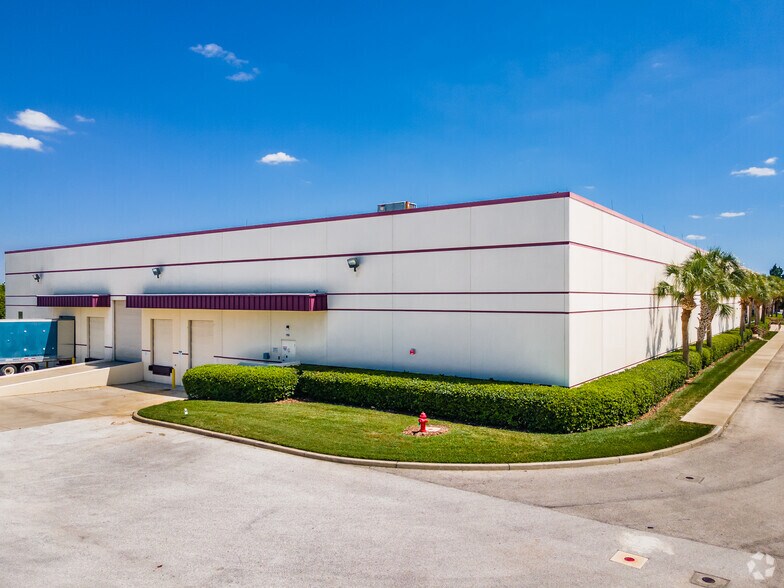 More Photos Of 7935 114th Ave, Largo Unknown For Lease