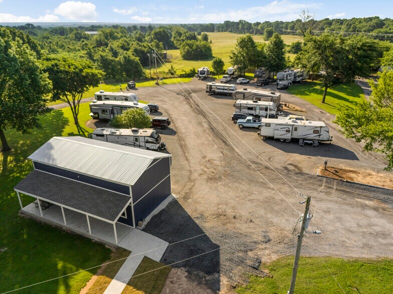 More Photos Of 6476 N 35th St W, Porter Trailer Camper Park For Sale