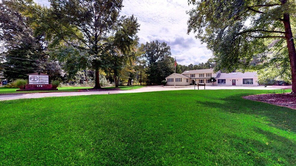 More Photos Of 172 Tuckerton Rd, Medford Office For Sale
