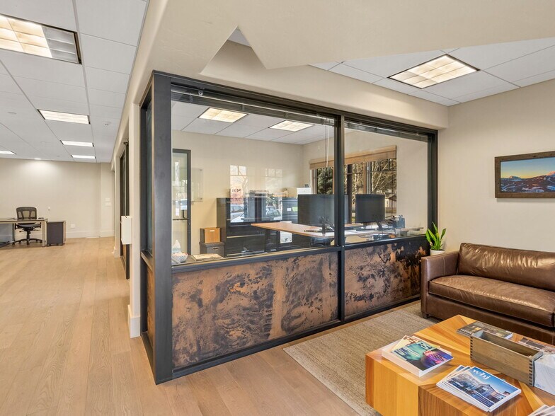 More Photos Of 36 Center Ln, Big Sky Office For Lease