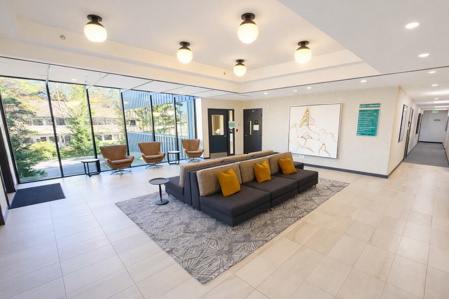 More Photos Of 12301 NE 10th Pl, Bellevue Office For Sale