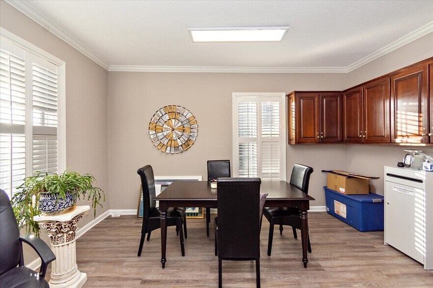 More Photos Of 1980 Old Fort Pky, Murfreesboro Office For Lease