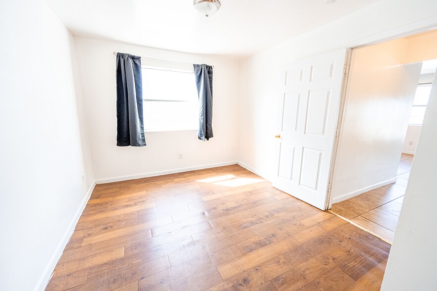More Photos Of 3410 Fordham Rd, Dallas Apartments For Sale