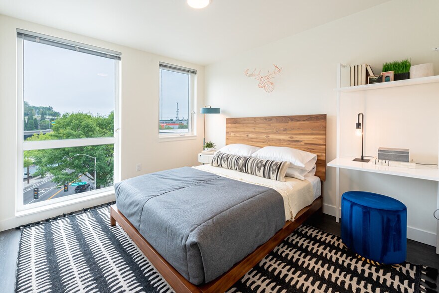 More Photos Of 718 Rainier Ave S, Seattle Apartments For Lease