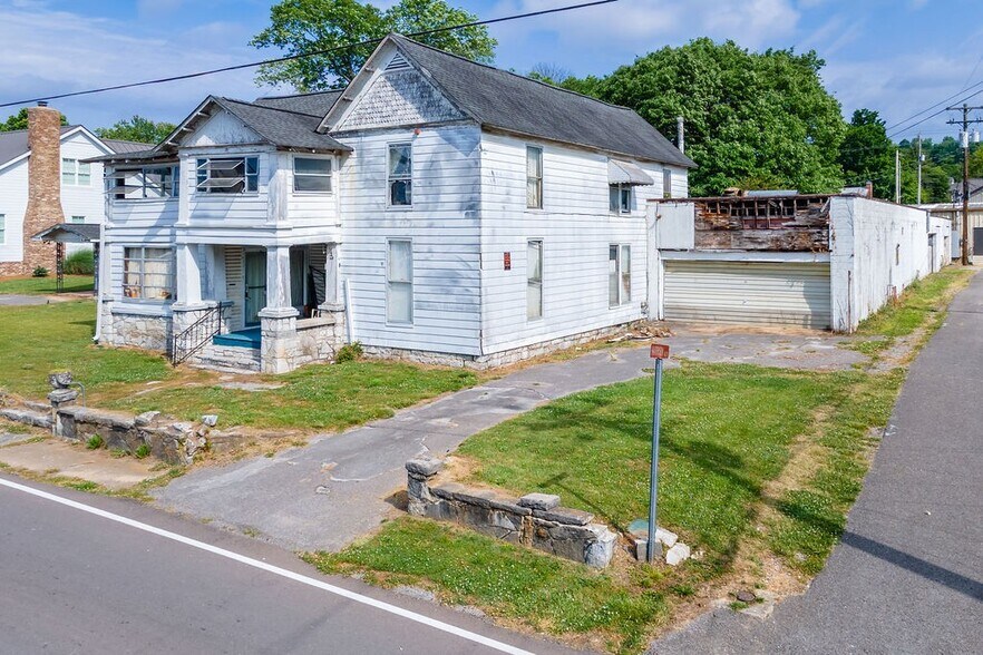 More Photos Of 250 Main St, Lynchburg Land For Sale