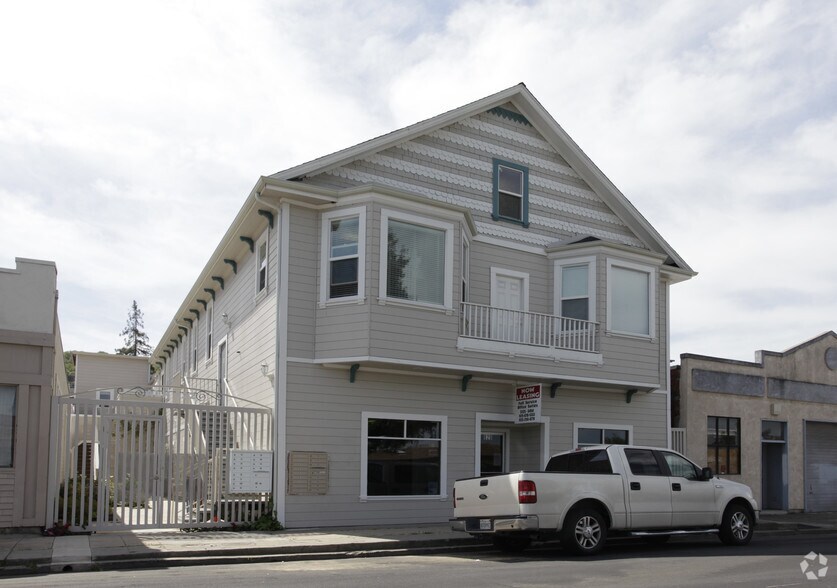Primary Photo Of 820-822 Alhambra Ave, Martinez Office For Sale