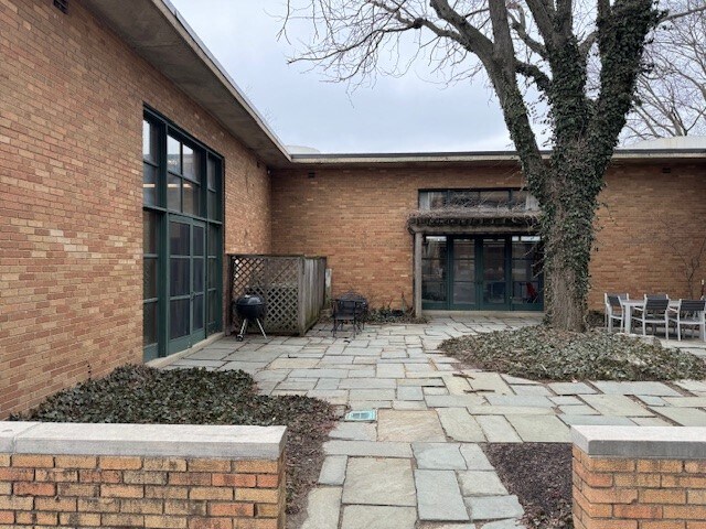 More Photos Of 6219 Guilford Ave, Indianapolis Loft Creative Space For Sale