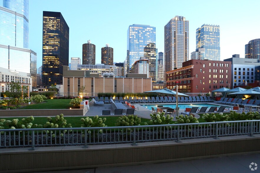 More Photos Of 540 N State St, Chicago Apartments For Lease