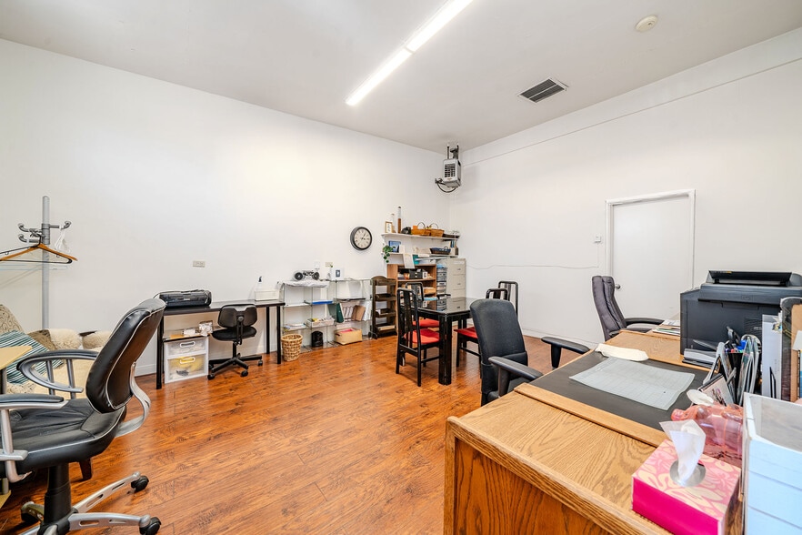 More Photos Of 15000 S Western Ave, Gardena Storefront Retail Office For Sale