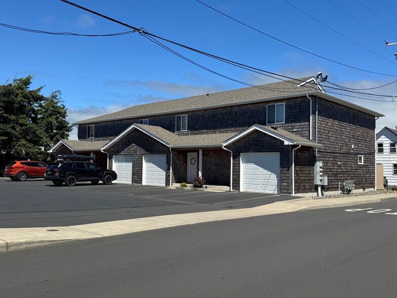 More Photos Of 740 Avenue G, Seaside Apartments For Sale