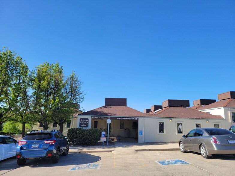 More Photos Of 919 12th Pl, Prescott Medical For Sale