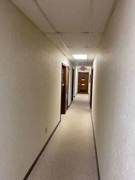 More Photos Of 6660 N High St, Columbus Medical For Sale