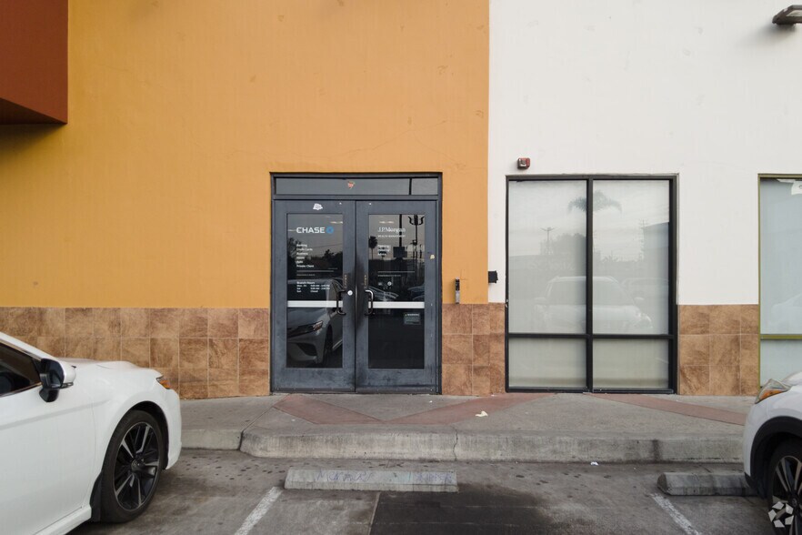 More Photos Of 1301-1439 E Gage Ave, Los Angeles Unknown For Lease