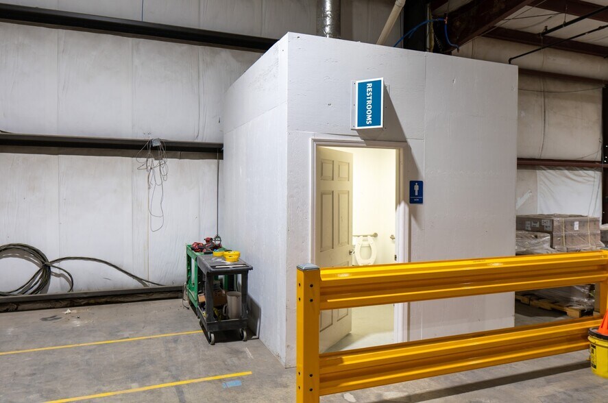 More Photos Of 135 Industrial Dr N, Madison Warehouse For Sale