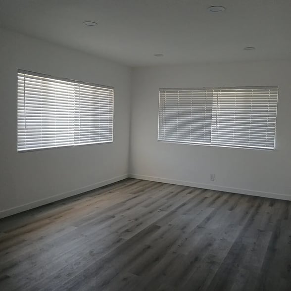 More Photos Of 2404 S Carolina St, San Pedro Apartments For Sale