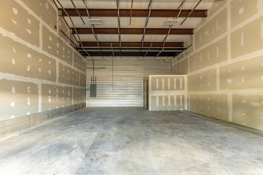 More Photos Of 399 Ledyard St, Hartford Flex For Lease