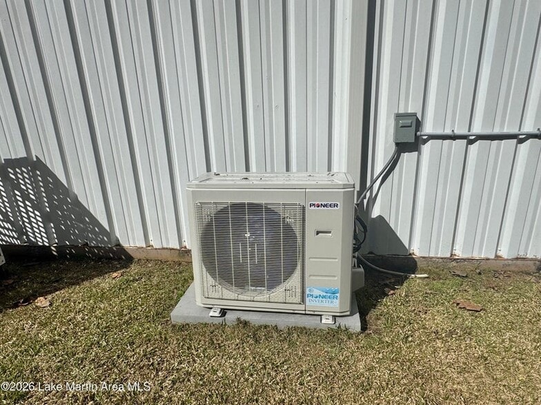 More Photos Of 835 Marshall St, Alexander City Specialty For Sale