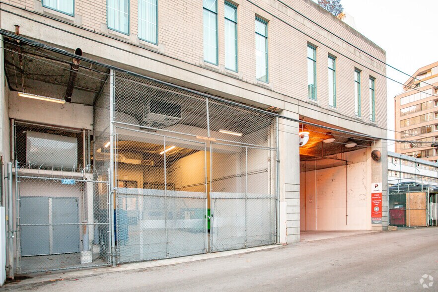 More Photos Of 1080 Howe St, Vancouver Office For Sale