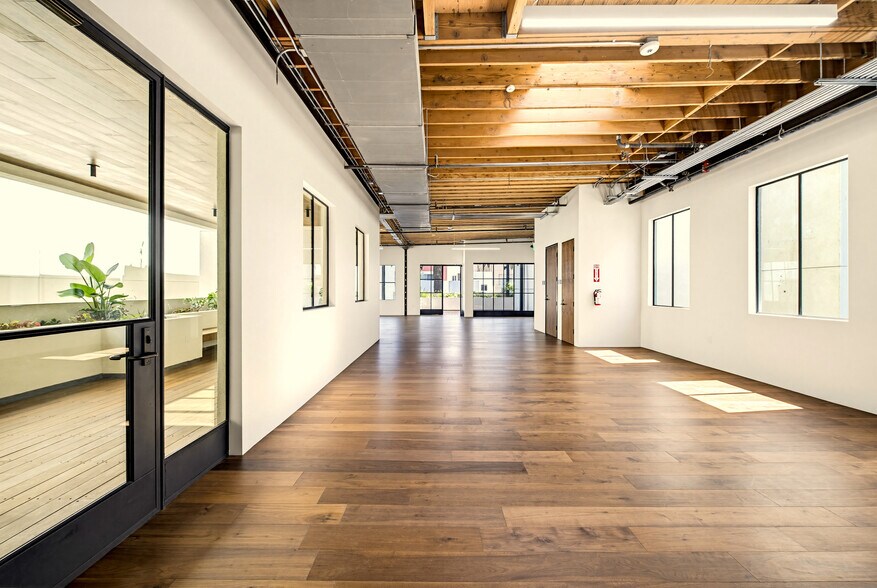 More Photos Of 1540 7th St, Santa Monica Loft Creative Space For Lease