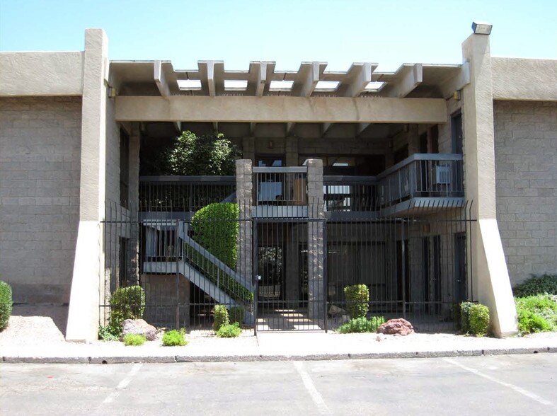 More Photos Of 165 E Southern Ave, Mesa Loft Creative Space For Lease