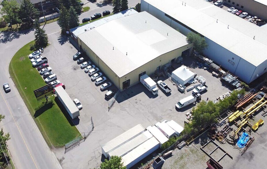 More Photos Of 4605 76 Av SE, Calgary Warehouse For Sale