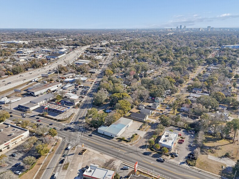 More Photos Of 711 Cassat Ave, Jacksonville Service For Sale
