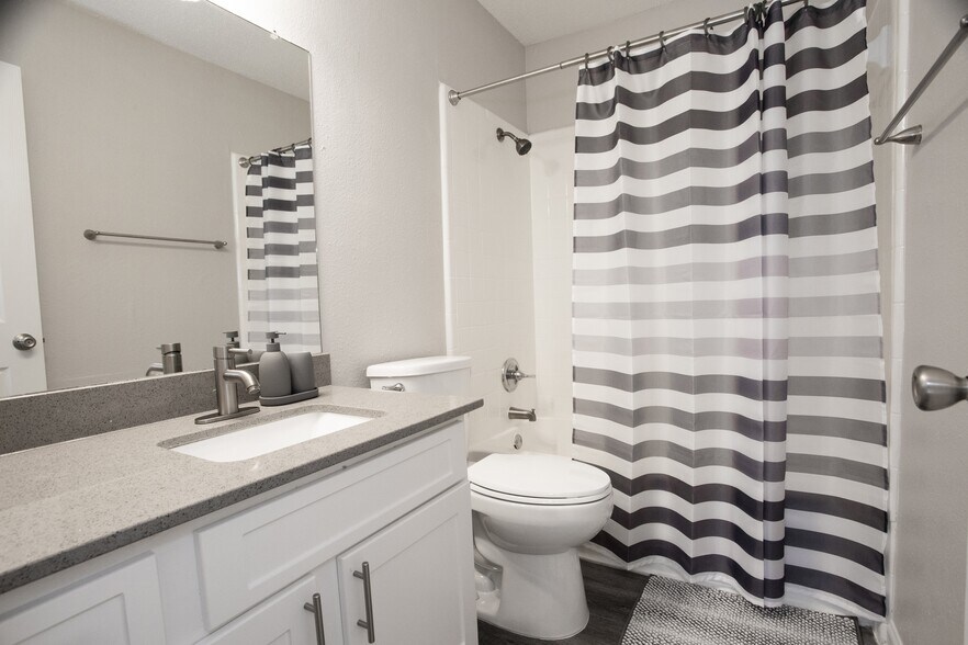 More Photos Of 4328 Duck Creek Dr, Garland Apartments For Sale