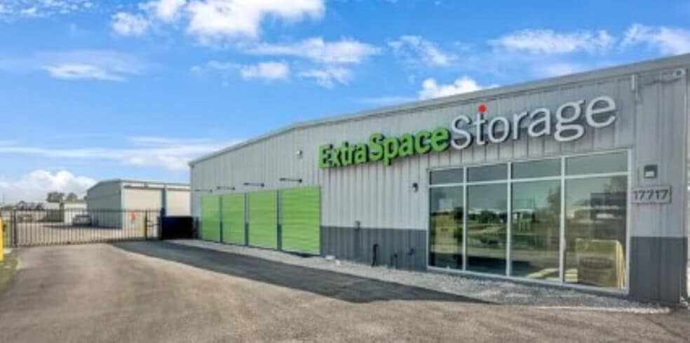 Primary Photo Of 17717 County Road 127, Pearland Self Storage For Lease