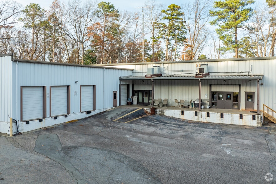 More Photos Of 1310 Nowell Rd, Raleigh Light Distribution For Sale