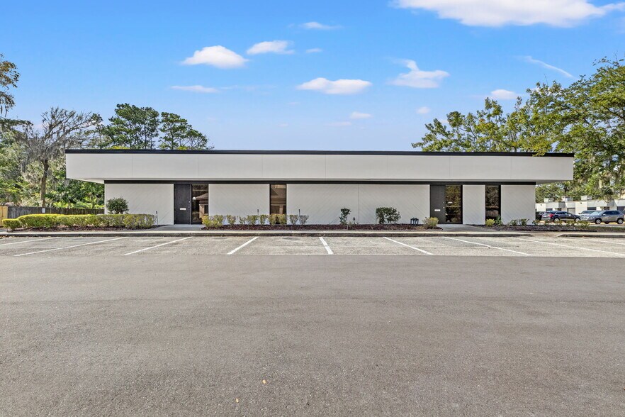 More Photos Of 6210 Samuel Wells, Jacksonville Medical For Sale