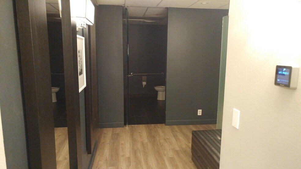 More Photos Of 1717 W Beverly Blvd, Montebello Office For Sale