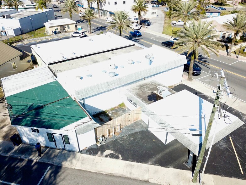 More Photos Of 212 Main St, Auburndale Flex For Sale