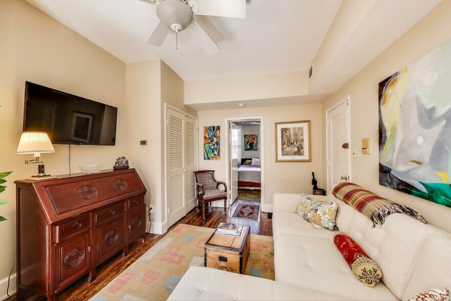 More Photos Of 1317 Corcoran St NW, Washington Apartments For Sale