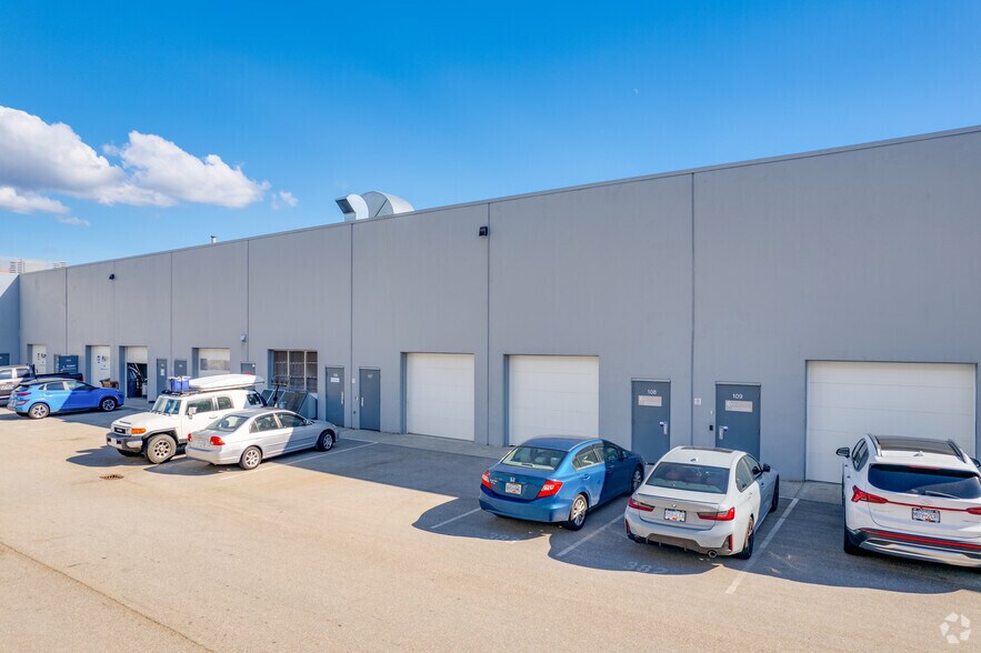 More Photos Of 8331 Eastlake Dr, Burnaby Unknown For Lease